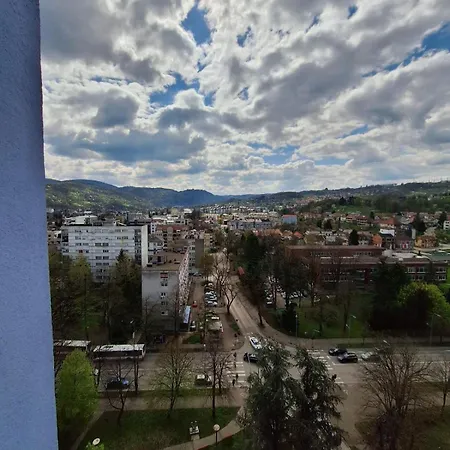 Urban Apartment *