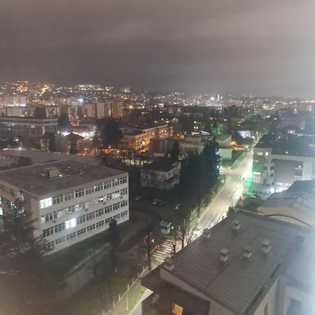 Urban * באניה לוקה